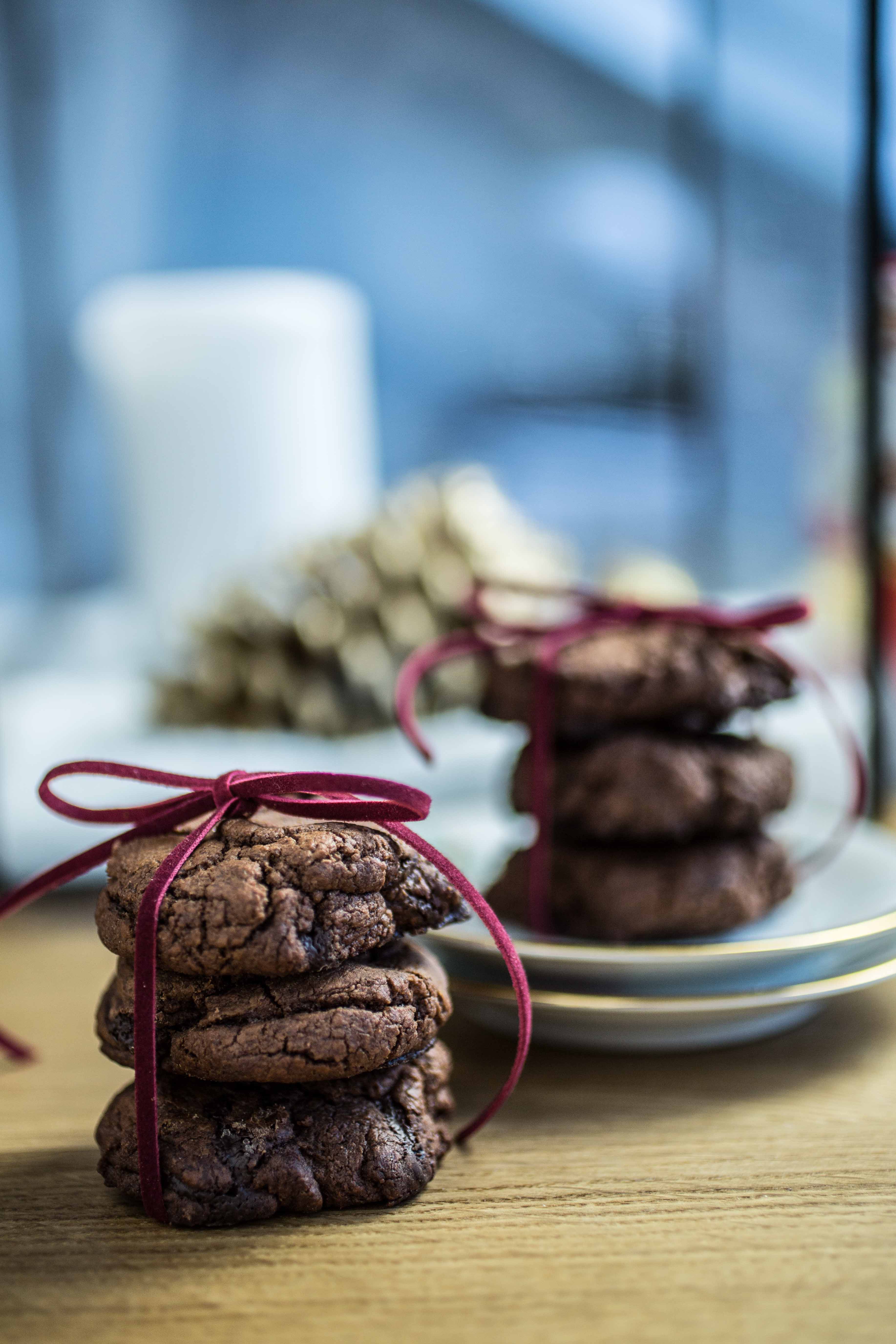 12 Days of Christmas: Chocolate Chip Cookies