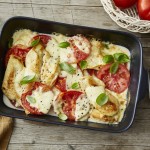 Überbackene Hühnerschnitzel mit Mozzarella und Tomate